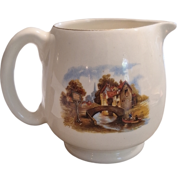 Vintage Lancaster & Sandland Creamer - Picture 2 of 6